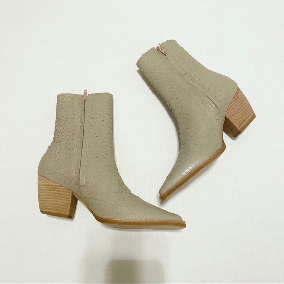 💗 Matisse Caty Ivory Snake Leather Mid Calf Boots - Picture 4 of 8